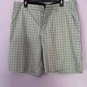 Nike Dri-Fit Men's Golf Shorts Standard Fit Flex Plaid Light Gray Size 42